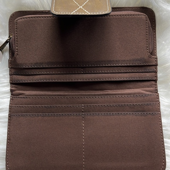 ๐ Justin Boots Ladies Wallet RFID Two-Tone Brown Zipper Magnetic Closure - Picture 7 of 8